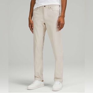 Lululemon Atlética Men's Beige Jeans